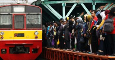 Perlukah Pemerintah Ubah Subsidi Krl Jadi Berbasis Nik?