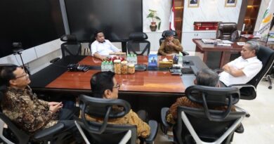Kemensos Gandeng Uns Integrasikan Kegiatan Sekolah Rakyat Di Kampus