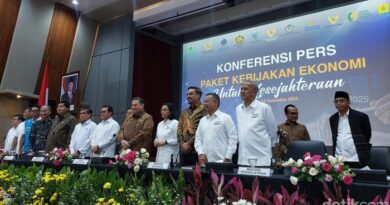 Tak Cuma Kendaraan Beroda Empat Listrik, Pemerintah Juga Tanggung Pajak Macam Hybrid