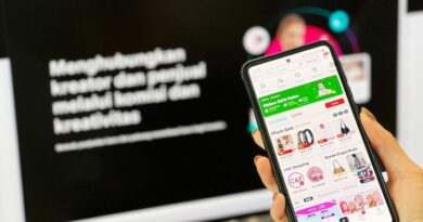Tren Gres Ramadan, Warga Ri Belanja Di Tiktok Shop & Tokopedia Dikala Sahur