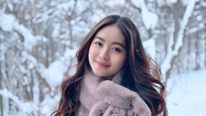 Tak Tergesa-Gesa Menikah, Natasha Wilona Konsentrasi Perbaiki Diri